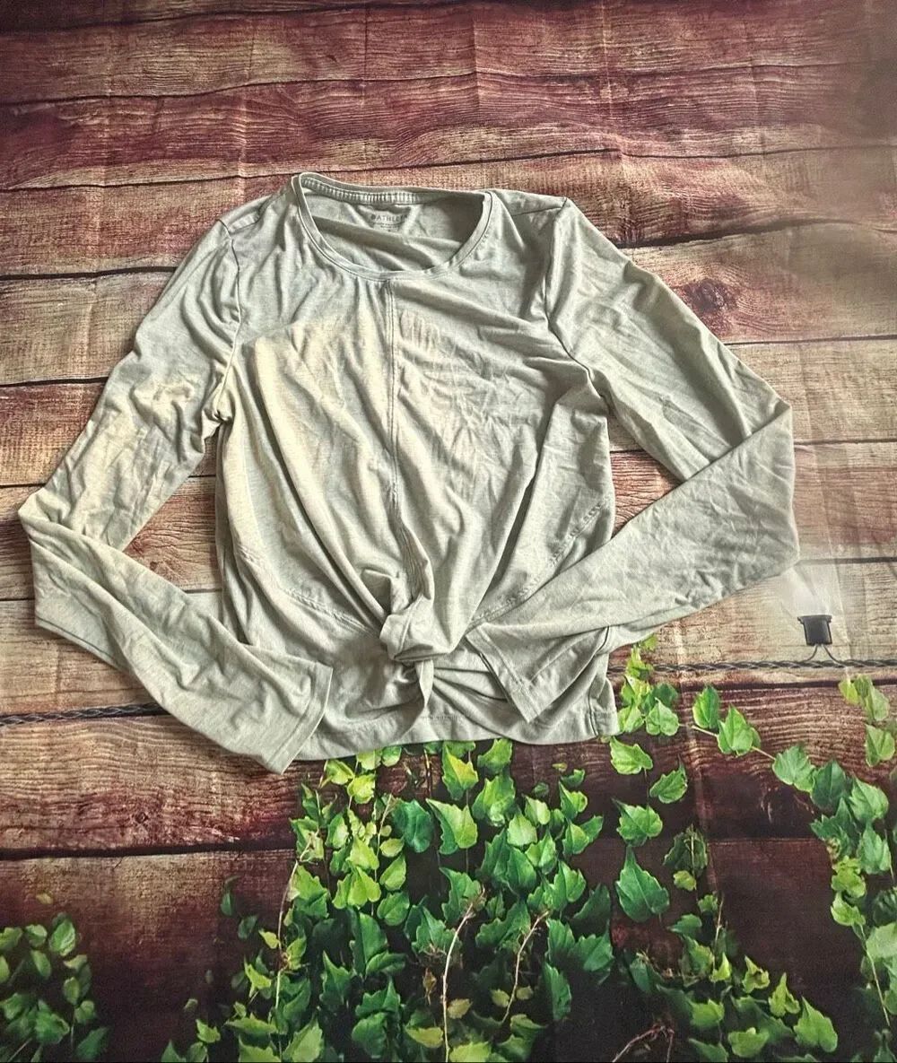 Athleta Light Green Long Sleeve Top Size S